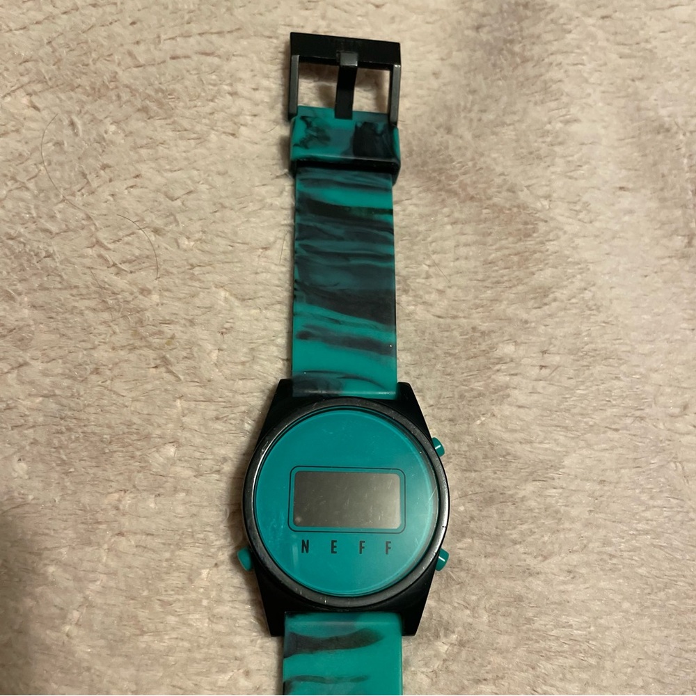 Neff Daily Digital Watch - Picture 4 of 13